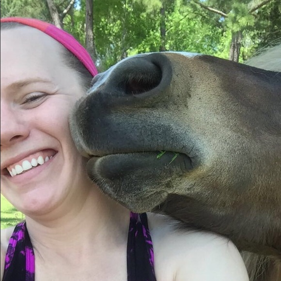 Meet your Posher, Jess - Picture 7 of 13